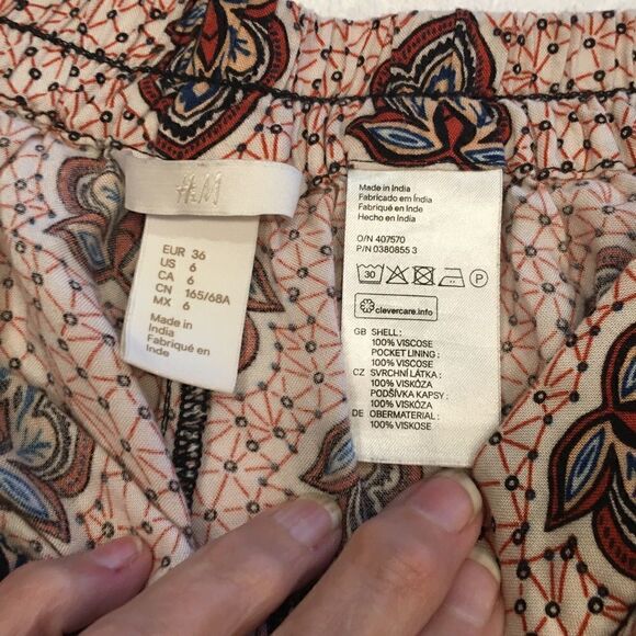 Paisley H M shorts brown blue rustpatterned size 6 elastic waist 100% v… - Picture 2 of 4